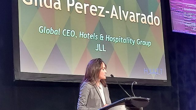 Gilda Perez-Alvarado receives 2021 Castell Award