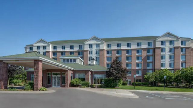 Hotel-related financing heats up