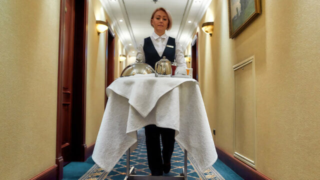 Study: U.S. guests seek limited interaction with hotel staff