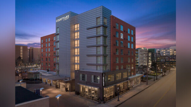 Courtyard by Marriott Cleveland University Circle