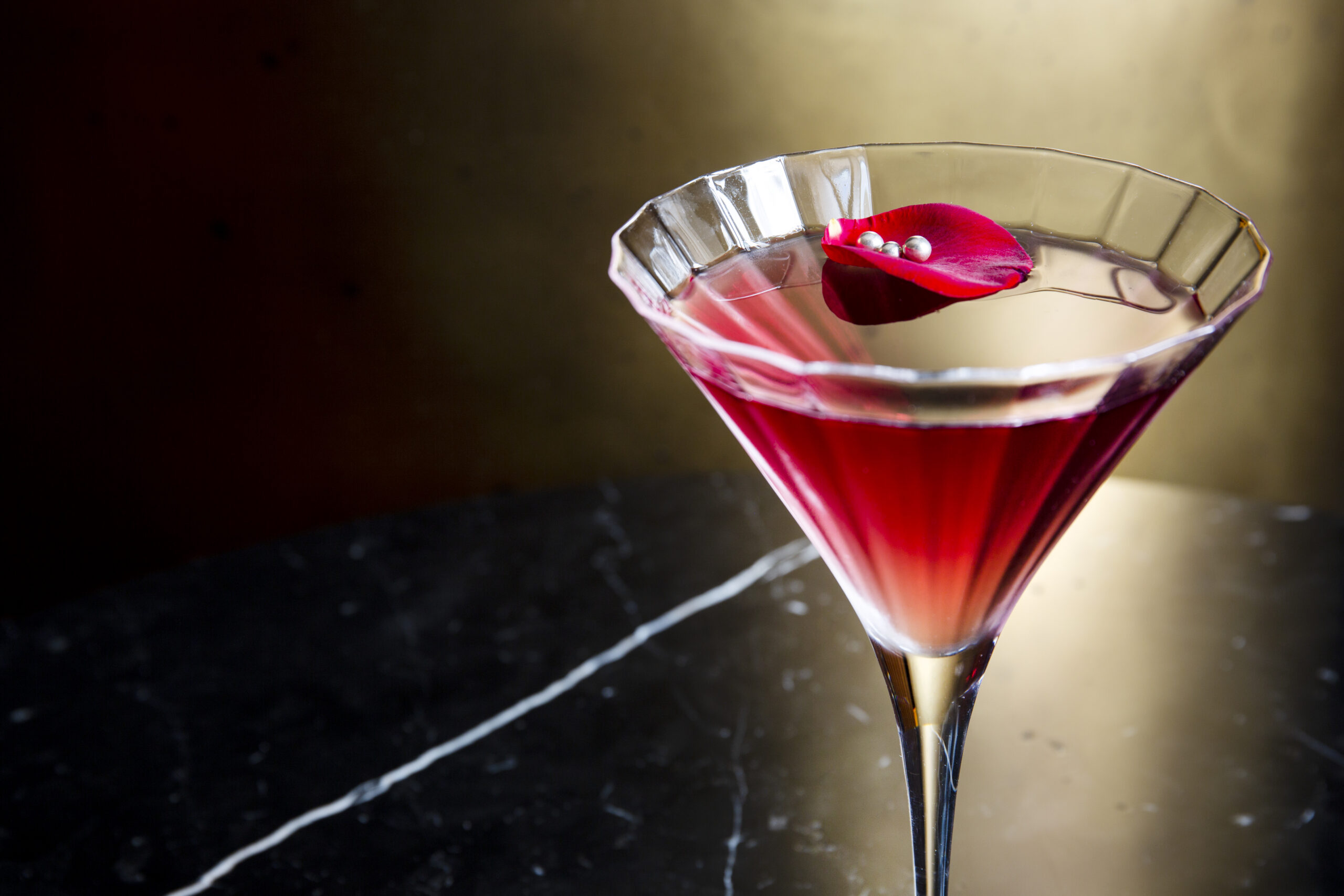 The Femme Fatal cocktail has been created with David Bowie’s love of martinis in mind.