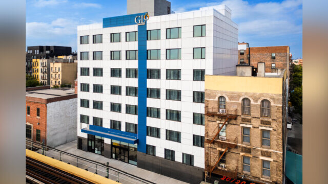 GLō Best Western Bronx