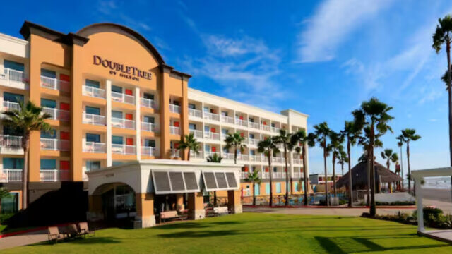 DoubleTree by Hilton Hotel Galveston Beach